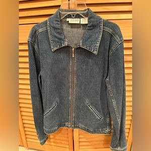 Zippered jean jacket